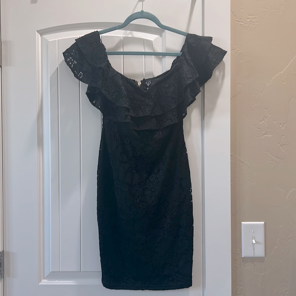 Windsor stunning Black lace dress knee length off the shoulder